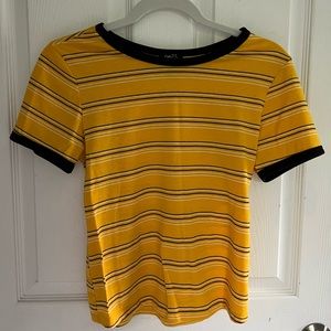 rue21 black and yellow stripped short sleeve t-shirt